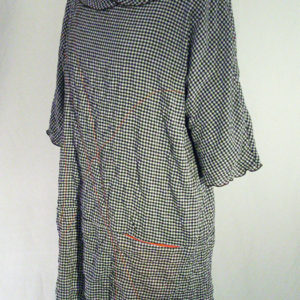 gini checkers tunic with poppy accents